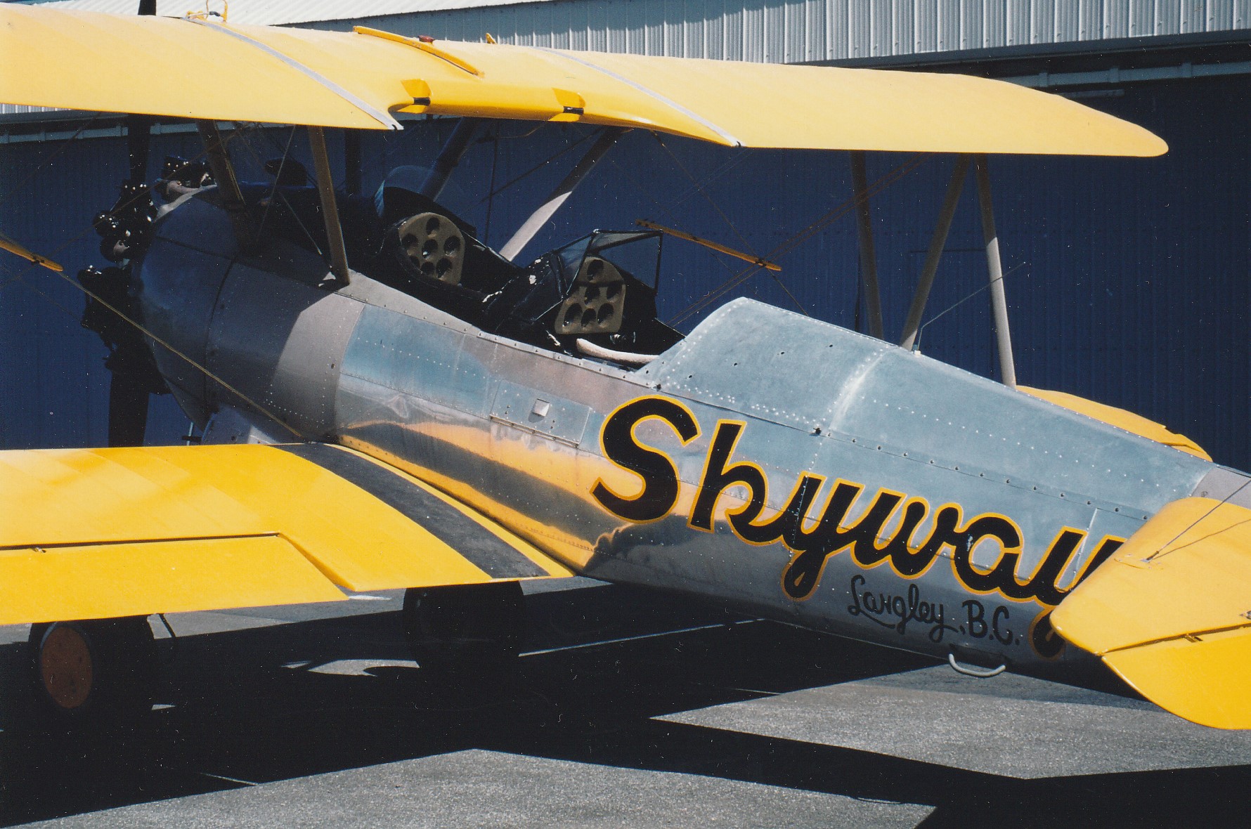 Boeing A75N1 Stearman – Canadian Museum of Flight